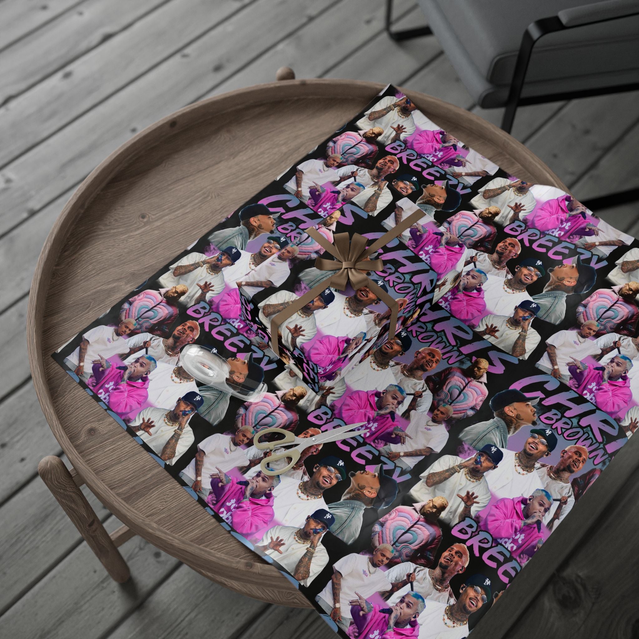 NEW 2025 Celebrity CB Breezy, Vibrant Holiday Wrapping Paper, Festive Gift Wrap, Merry Christmas Design, Party Supplies, Unique Gift Wrap, Colorful Holiday Decor
